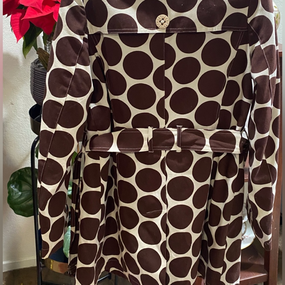 Meron Brand Coat Medium size with belt, 2pockets